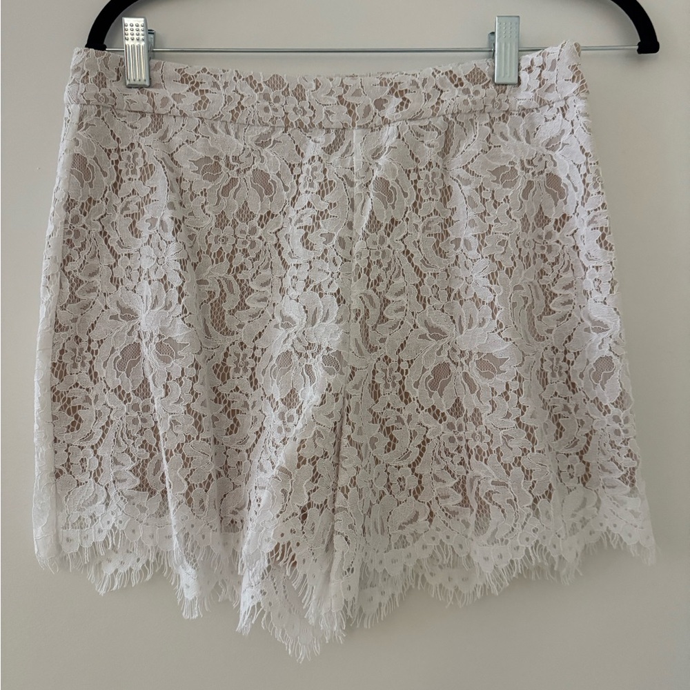 L’AGENCE BRAND NEW Clementine White Lace Shorts Size 6 Bridal Shower Bride Ready